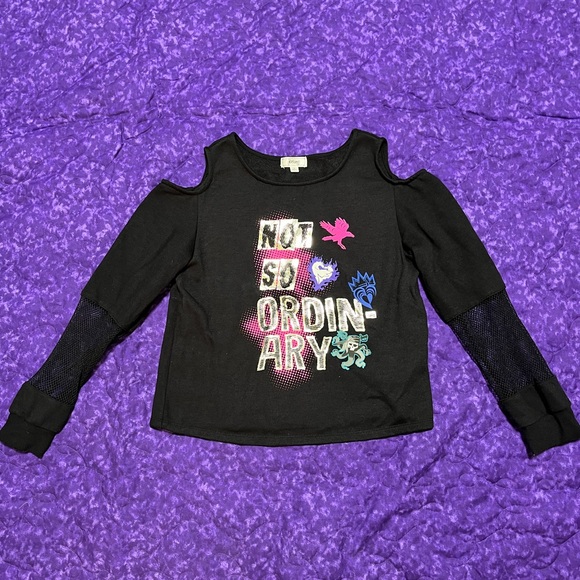 Disney D-Signed Descendants Top - Picture 1 of 4
